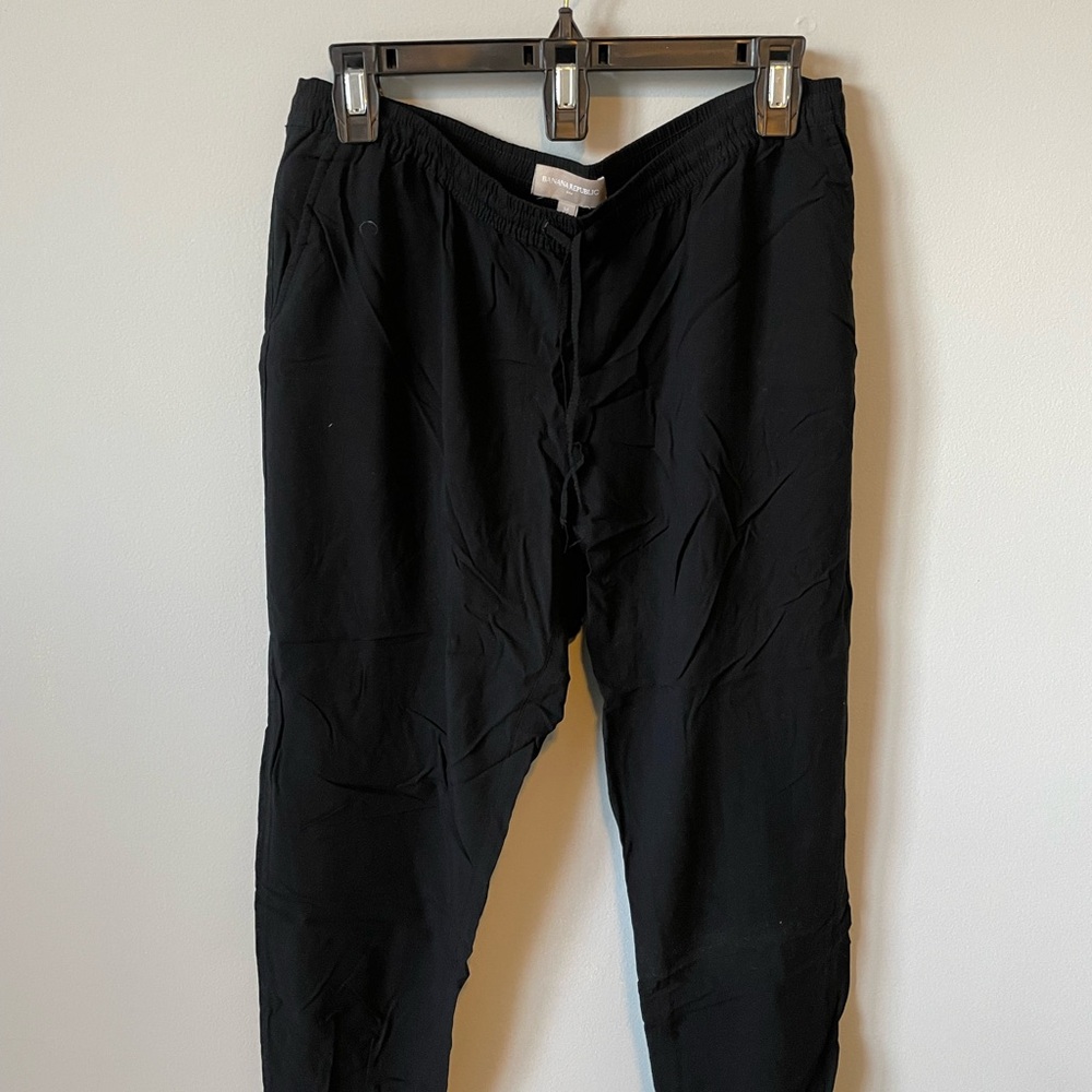 Banana Republic Black Cropped Ankle Pants